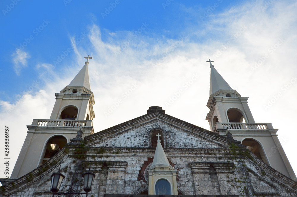 Fototapeta premium Facade of Jaro Cathedral in Iloilo, Philippines