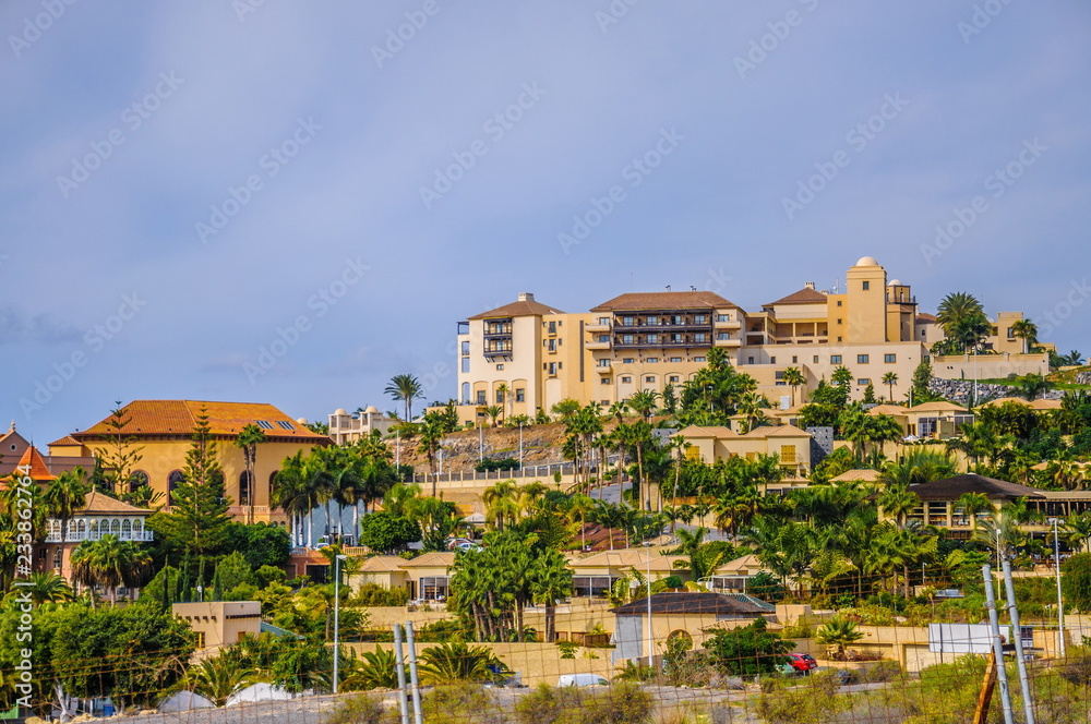 Obraz premium Popular canarian resort Playa de Las Americas in Tenerife, Canar