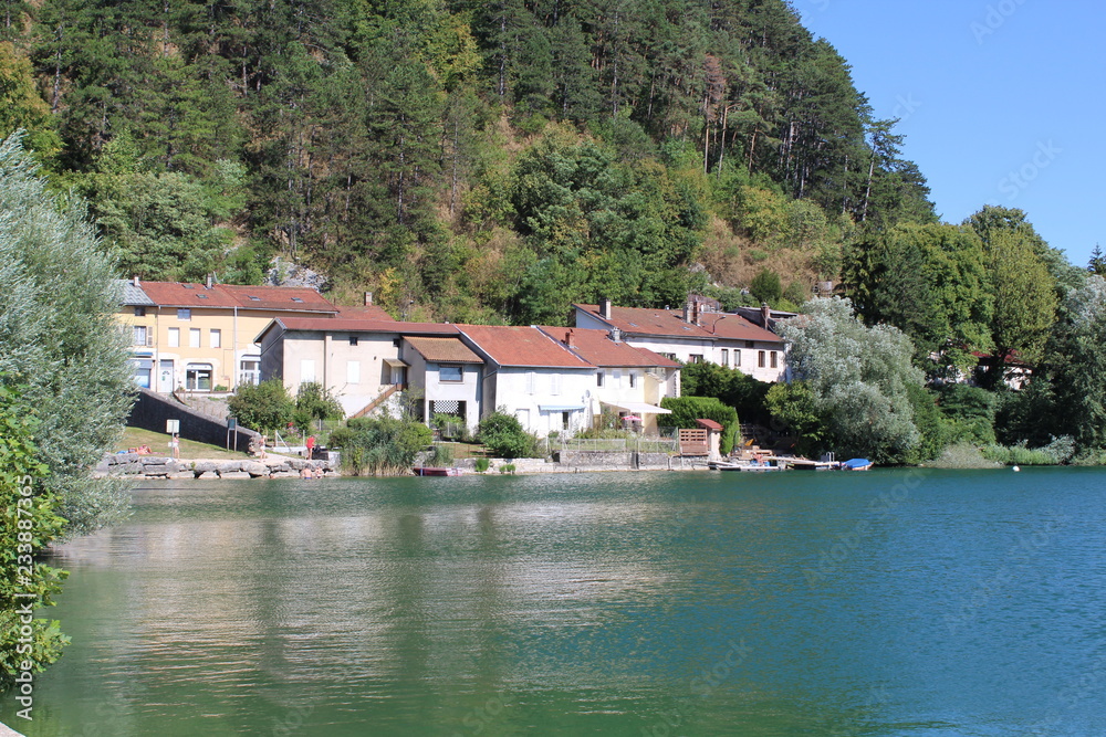 Fototapeta premium Lac de nantua - Ain