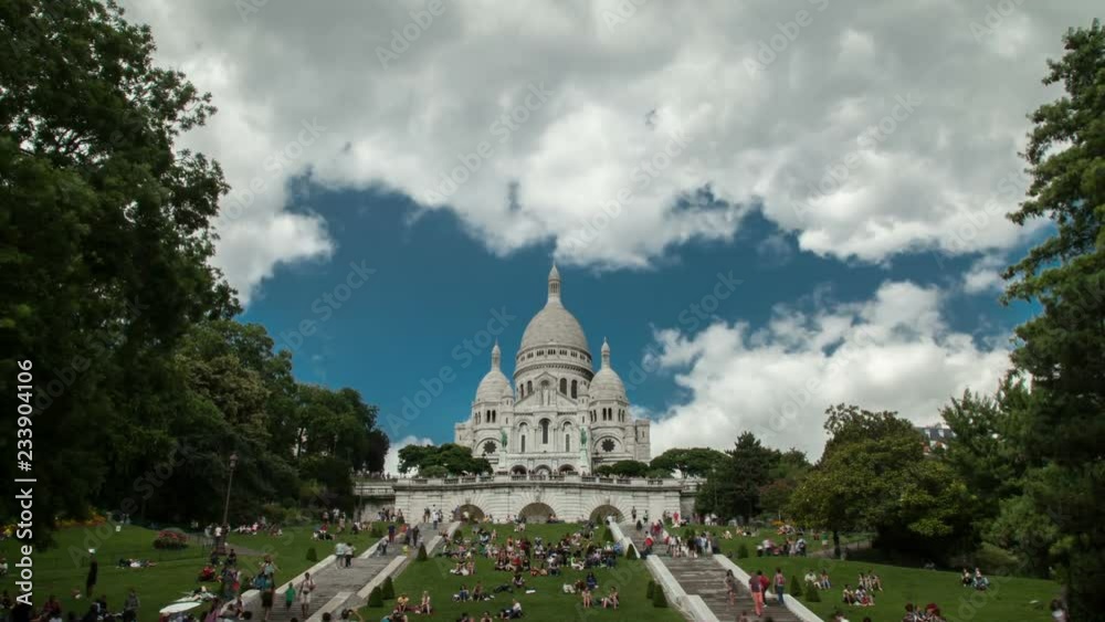 Wide shot Timelapse of The beautiful and proud Sacre Cœur church in Paris. zoom out Wide shot Timelapse of The beautiful and proud Sacre Cœur church in Paris. zoom out