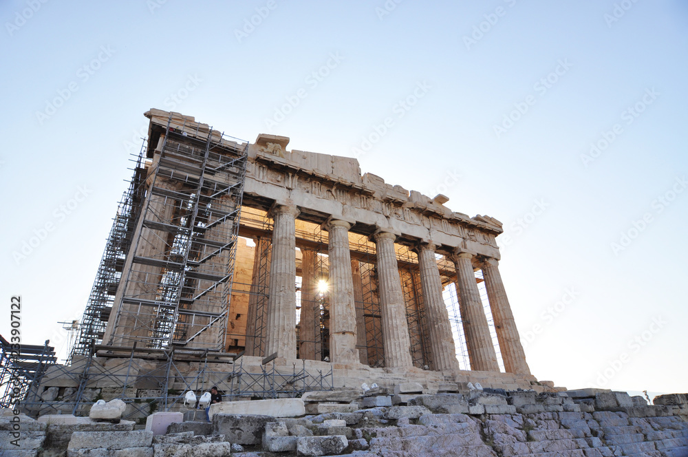 Obraz premium Parthenon being restored in Athens , Greece 