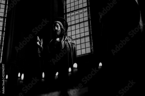 Black and White Icon