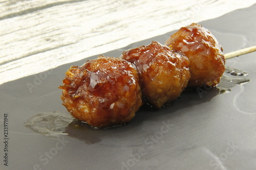 Brochette teriyaki boulettes de bœuf photo