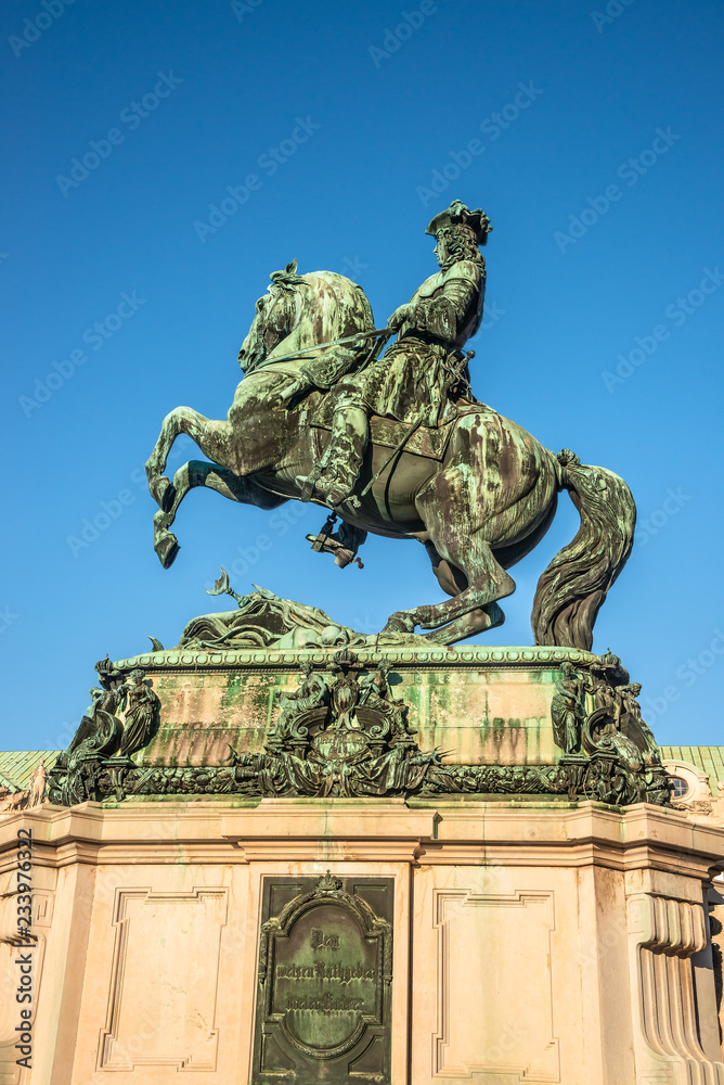 Obraz premium Statue of Prince Eugene of Savoy in front of Hofburg Palace in Vienna, Austria, sunny day, blue sky