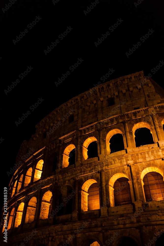 Naklejka premium Coliseum At Night Series