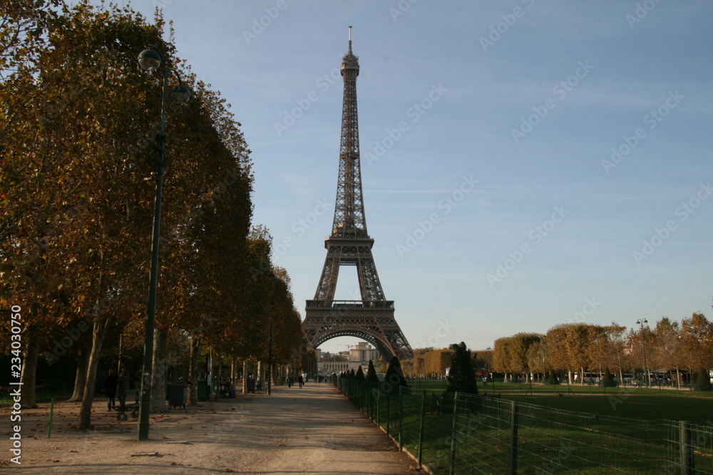 Obraz premium Highlights from Paris
