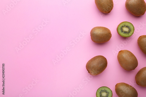 Wallpaper Mural Fresh kiwi fruit on pink wooden background Torontodigital.ca