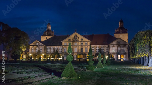 Schloss Hundisburg zur Blauen Stunde 2
