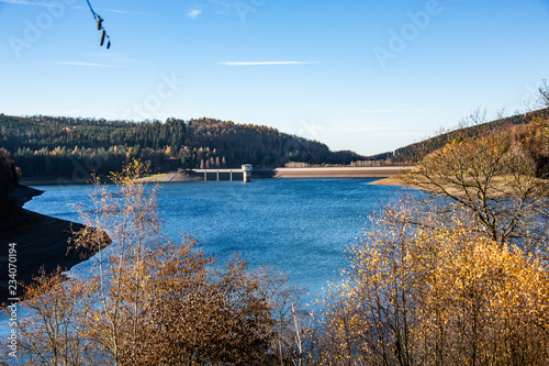 Obernau Talsperre im Siegerland bei Trockenheit im Herbst photo