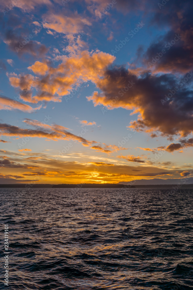 Obraz premium Sunset Glow With Clouds 2