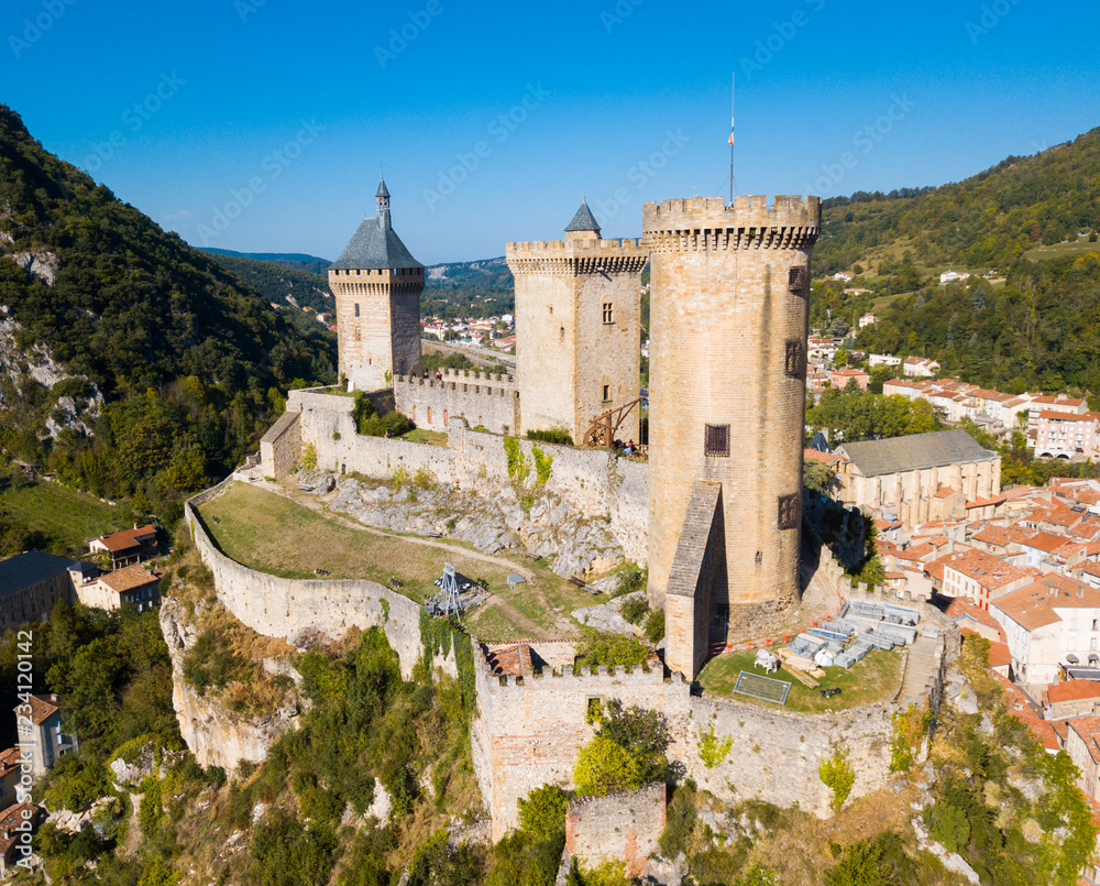 Medieval fortress Chateau de Foix - obrazy, fototapety, plakaty 