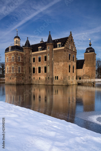 Ruurlo castle in a wintry landscape