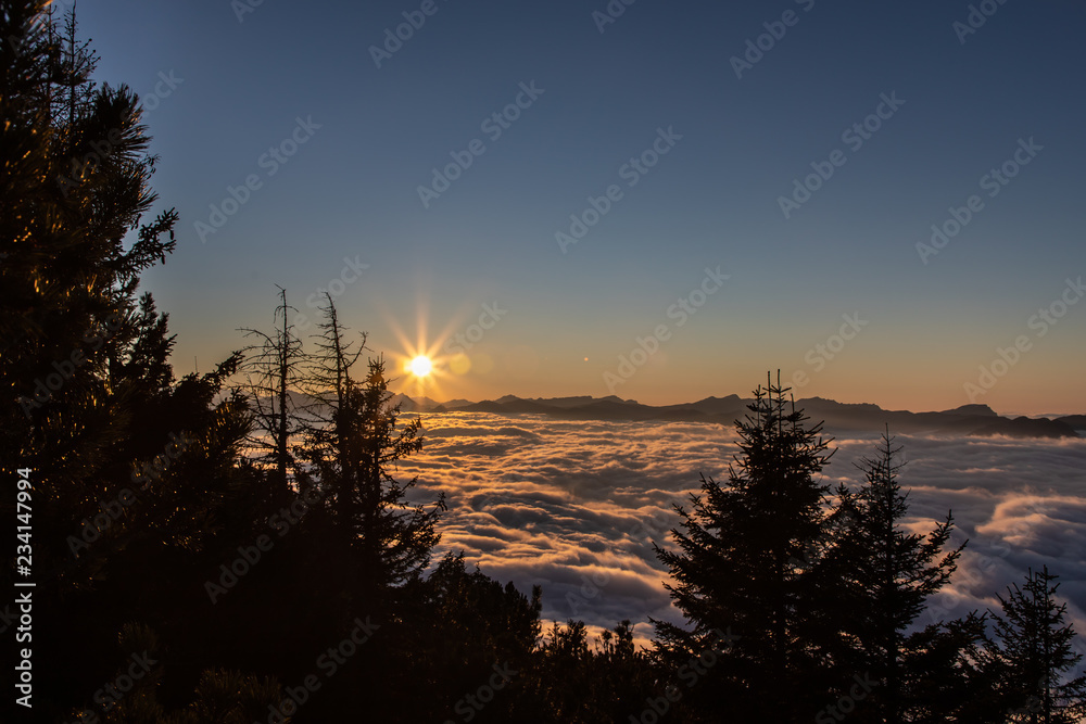 Fototapeta premium sunset in the mountains