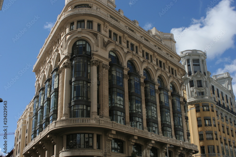 Edificio en la gran via de Madrid