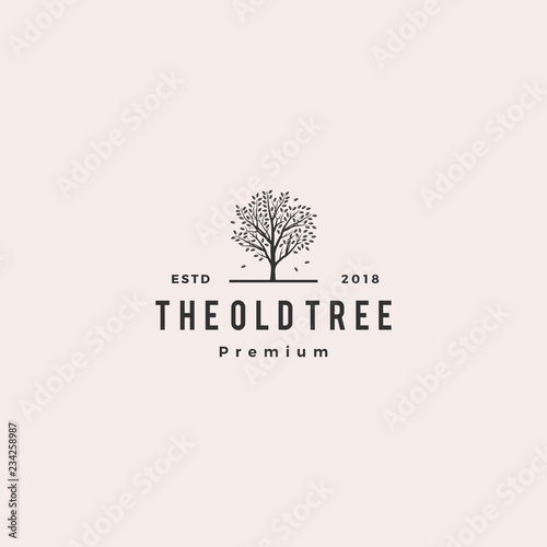 tree logo retro hipster vintage logo label