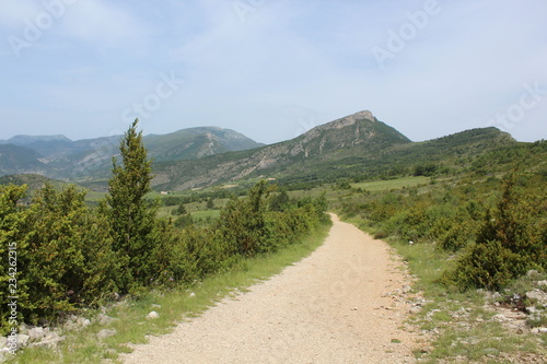 LE ROCHER DU CAIRE - SAINT MAY - DROME