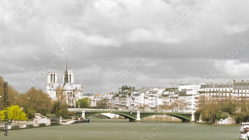 Fast Zooming Timelapse of Notre Dame and the Seine with boats