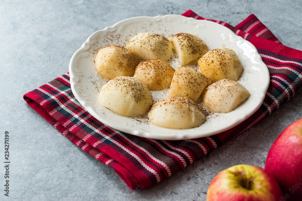 Apple Slices with Turkish Coffee Powder / Powdered Coffee. Apple Slices with Turkish Coffee Powder / Powdered Coffee.