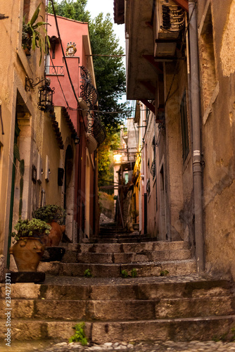 narrow street in Sicily