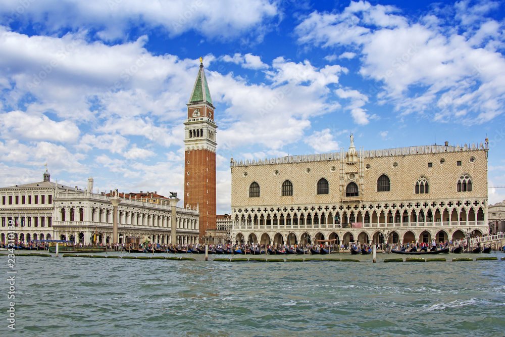 Views of beautiful buildings, gondolas, bridges and canals in Venice