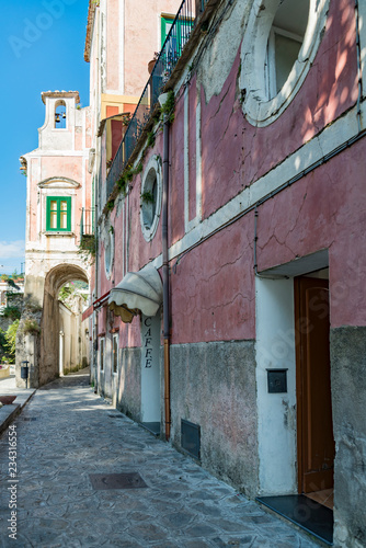 narrow street in Ravello, Amalfi Coast, Italy © Enrico Della Pietra