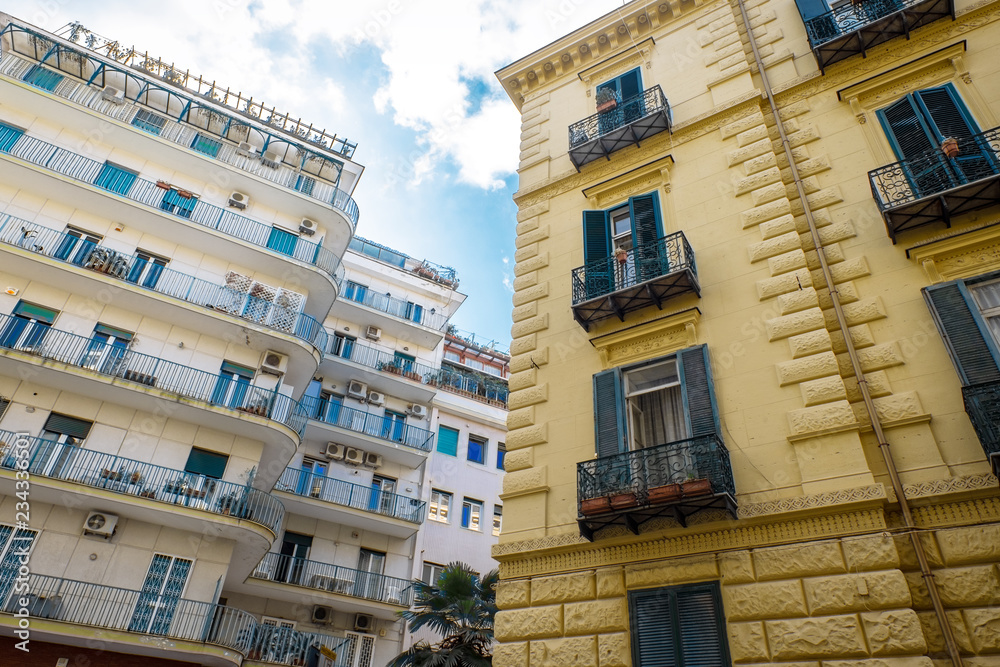Obraz premium Street view of living houses in old town in Naples city, italy Europe
