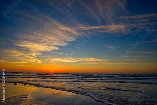 Sonnenuntergang an der Nordsee  D  nemark