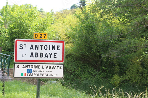 SAINT ANTOINE L'ABBAYE - ISERE photo