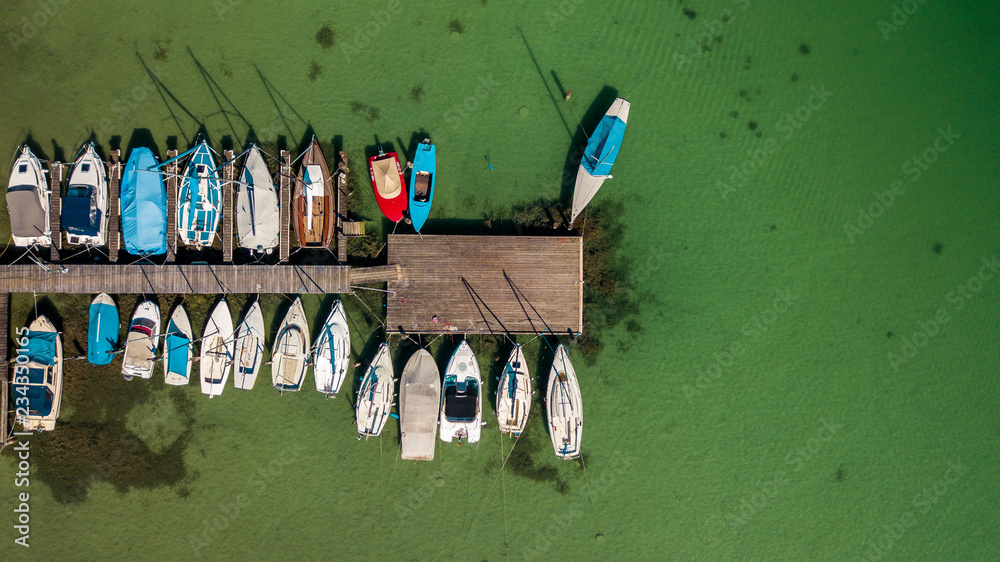 Boote auf dem Mattsee (Österreich)