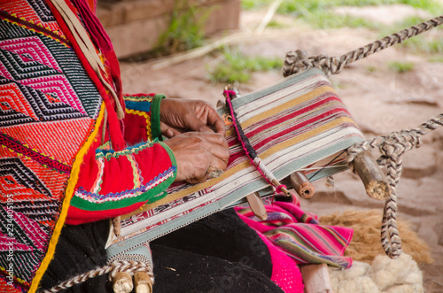 Fototapeta kuchenna Peruvian weaver