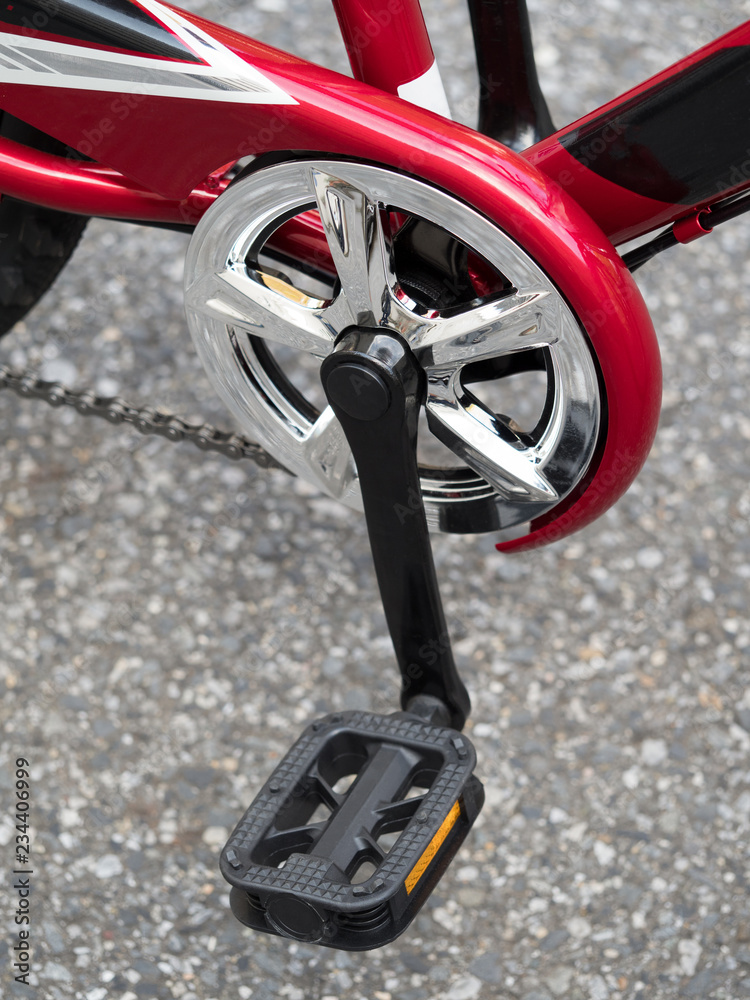 Fototapeta premium 子供用自転車 ペダルとギアクランク