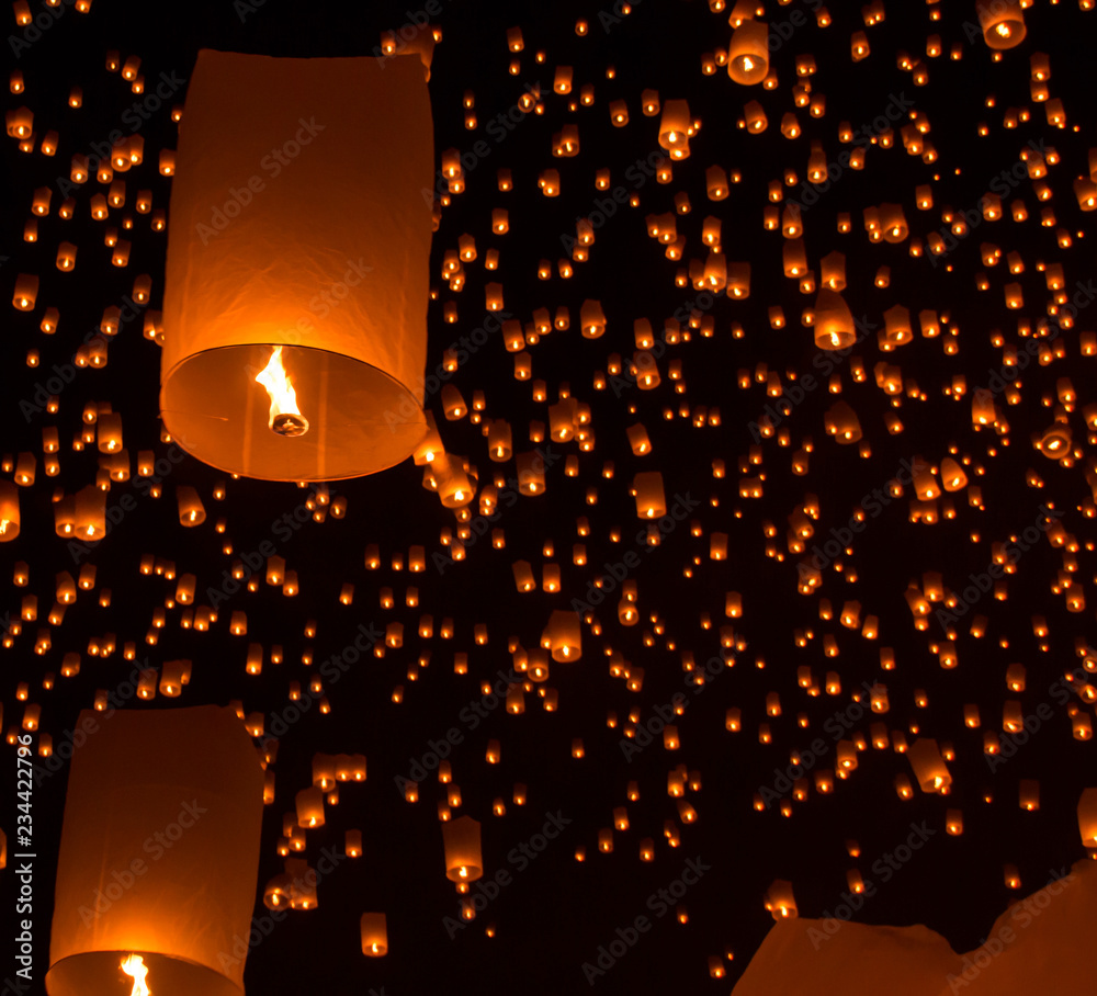 Sky lanterns, flying lanterns, hotair balloons in Loy Krathong