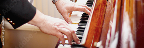 Pepople playing the piano photo