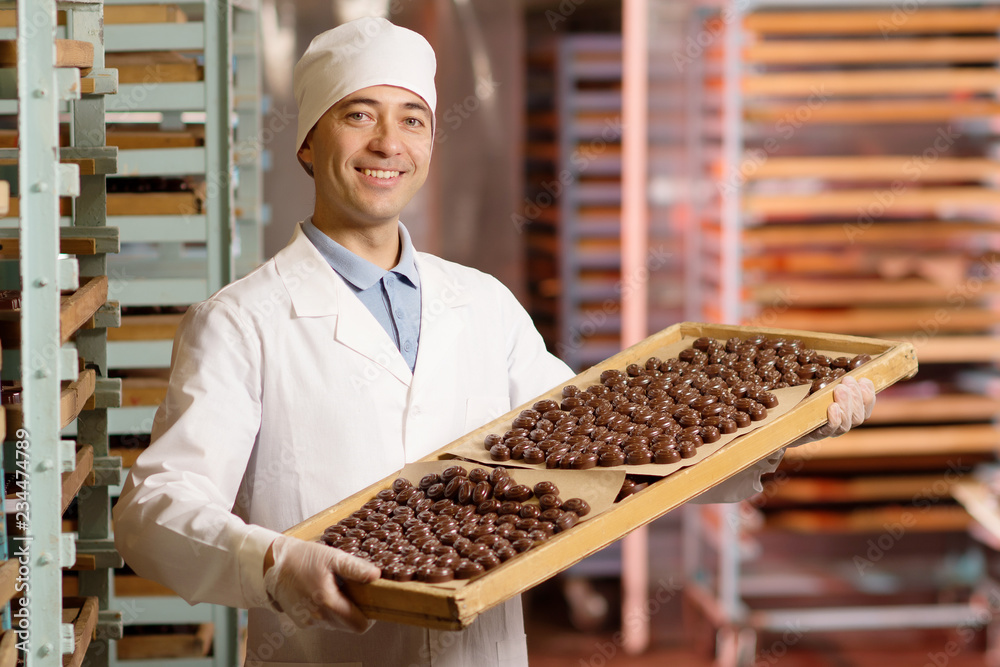 Valokuva chocolate candy making