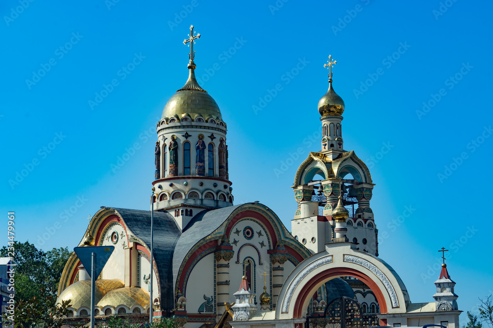 Obraz premium landscape with the temple of Prince Vladimir against the blue sky.