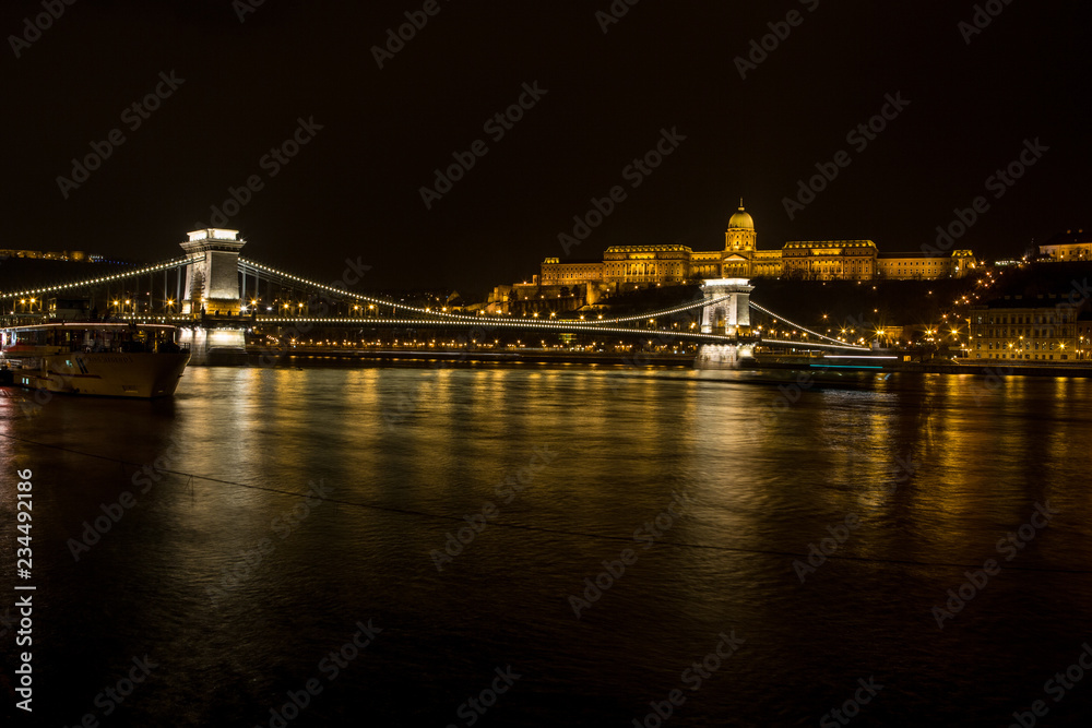Budapest, Ponte delle Catene 