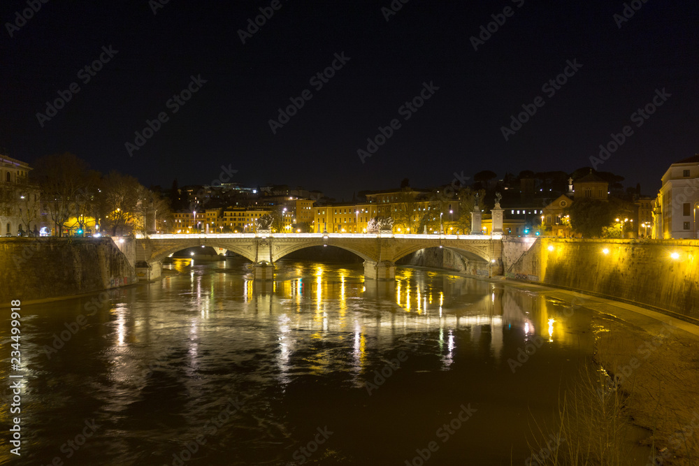 Engelsbrücke bei Nacht, Rom