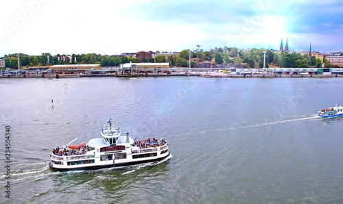 Obraz na płótnie Scenic summer panorama of Old Town pier in Helsinki, Finland w salonie