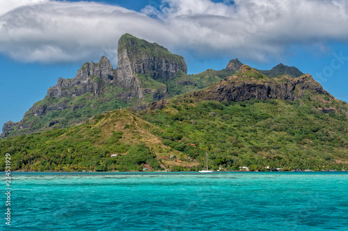 bora bora french polynesia blue lagoon turquoise crystal water  panorama lndascape photo