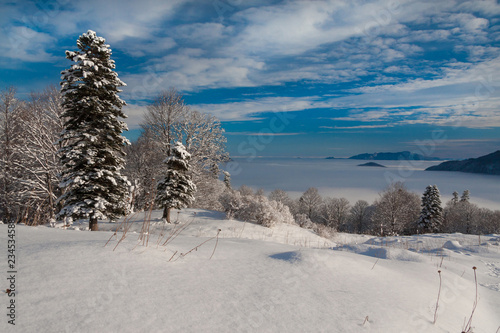 Fototapeta Naklejka Na Ścianę i Meble -  Mountain day winter
