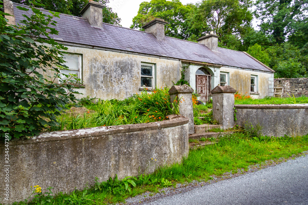 Old house in Greenway route from Castlebar to Westport
