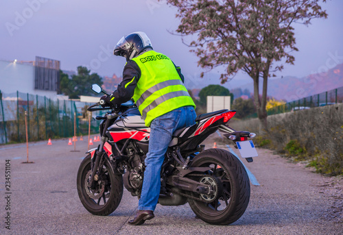 moto école/motard apprenti photo