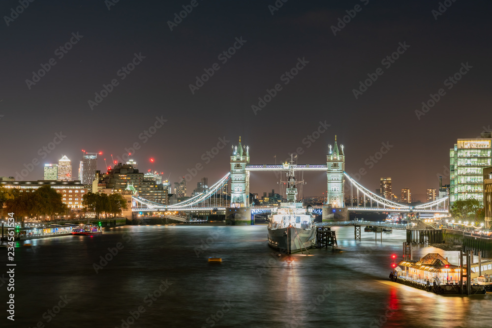 Night view of the famous Tower Bridge