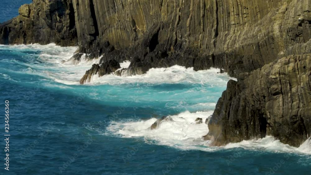 rocky coast, the waves break on the rocks, 4k rocky coast, the waves break on the rocks, 4k