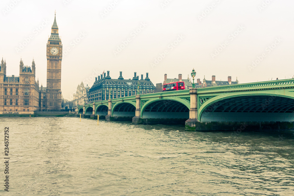 Fototapeta premium A view of Westminster Bridge and the Houses of Parliamentfrom the south bank of the River Thames