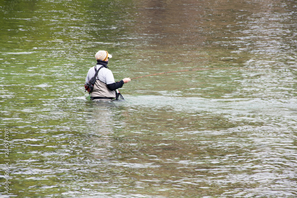 Pescatore sul fiume Brenta