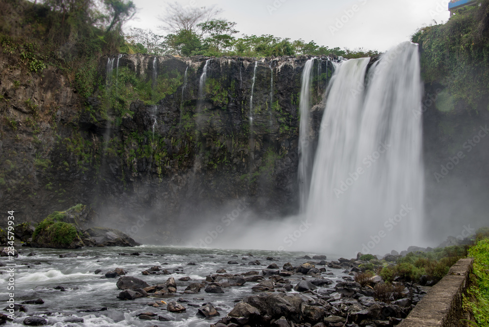 cascadas en la selva verde de Tabasco Mexico