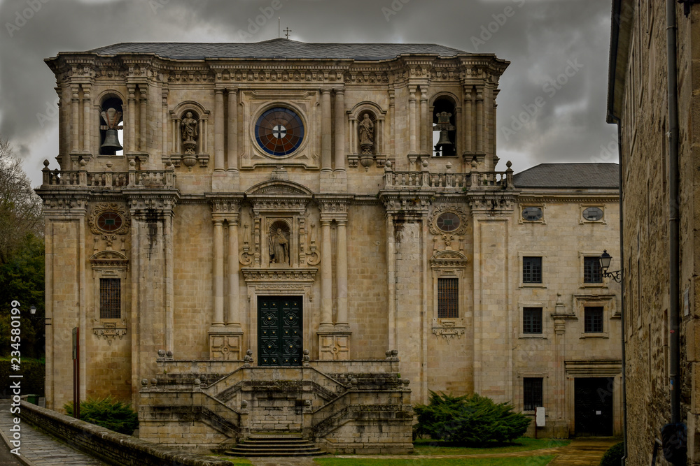 Obraz premium Monasterio de Samos Entrada de la iglesia