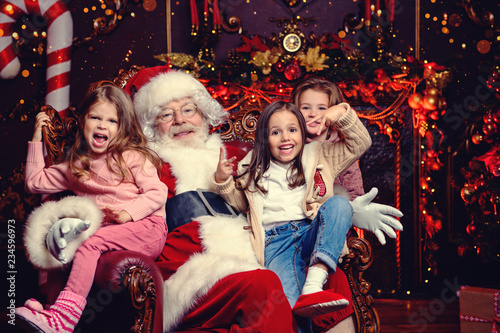 kids with santa claus