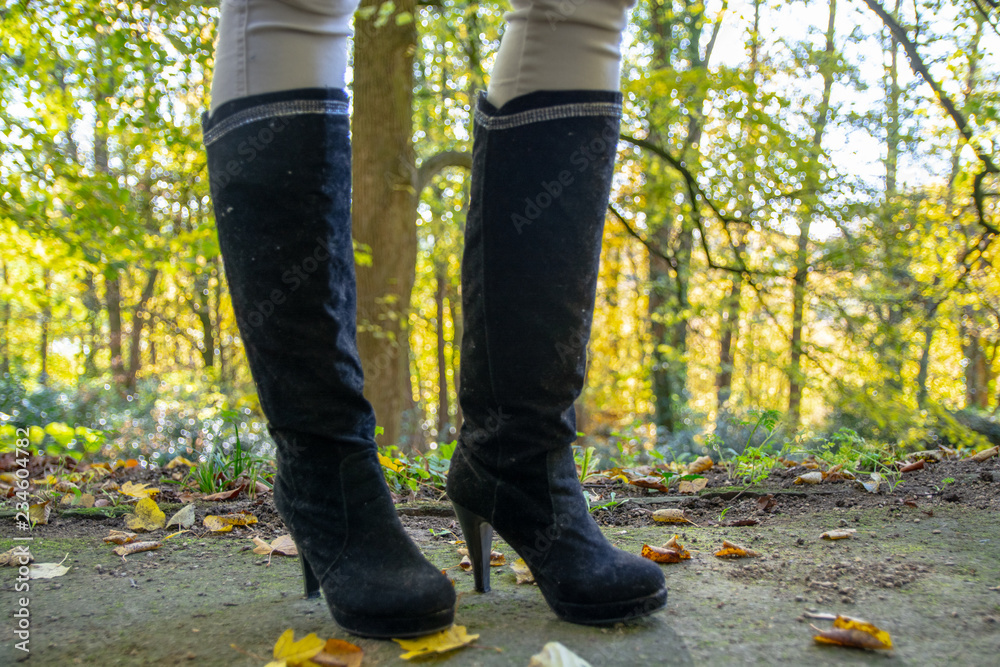 Stiefel / High Heels im Herbst Stiefel / High Heels im Herbst